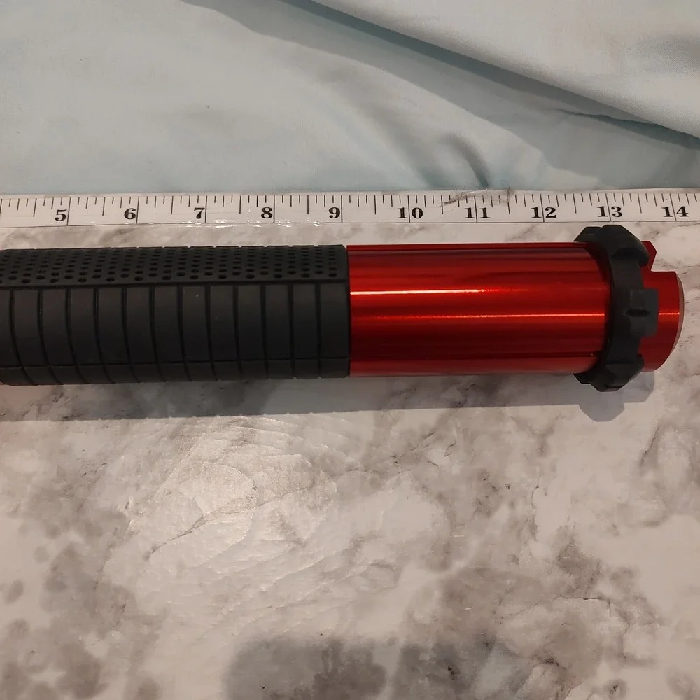 Snap-on Tools 2 D Cell Flashlight red anodized aluminum and rubber grips 13